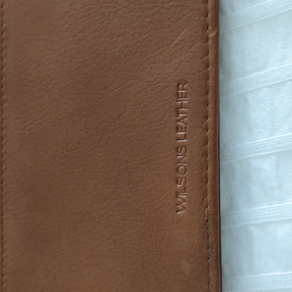 Wilsons Leather Wallet - Picture 5 of 5